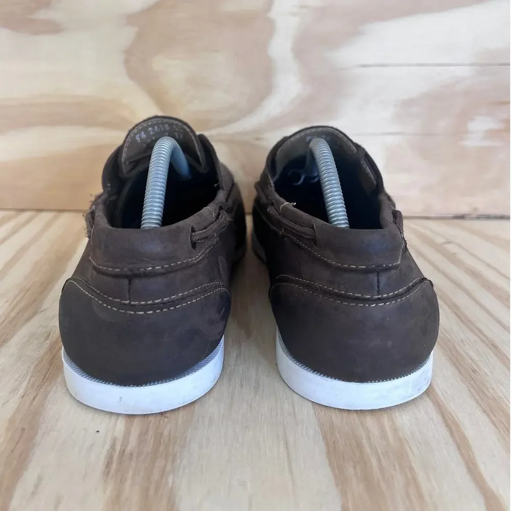 Hitchcock eyelet moccasin